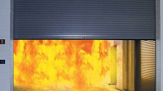Khám phá khả năng chống cháy lên tới 120 phút của cửa cuốn chống cháy Nam Phát Mavi