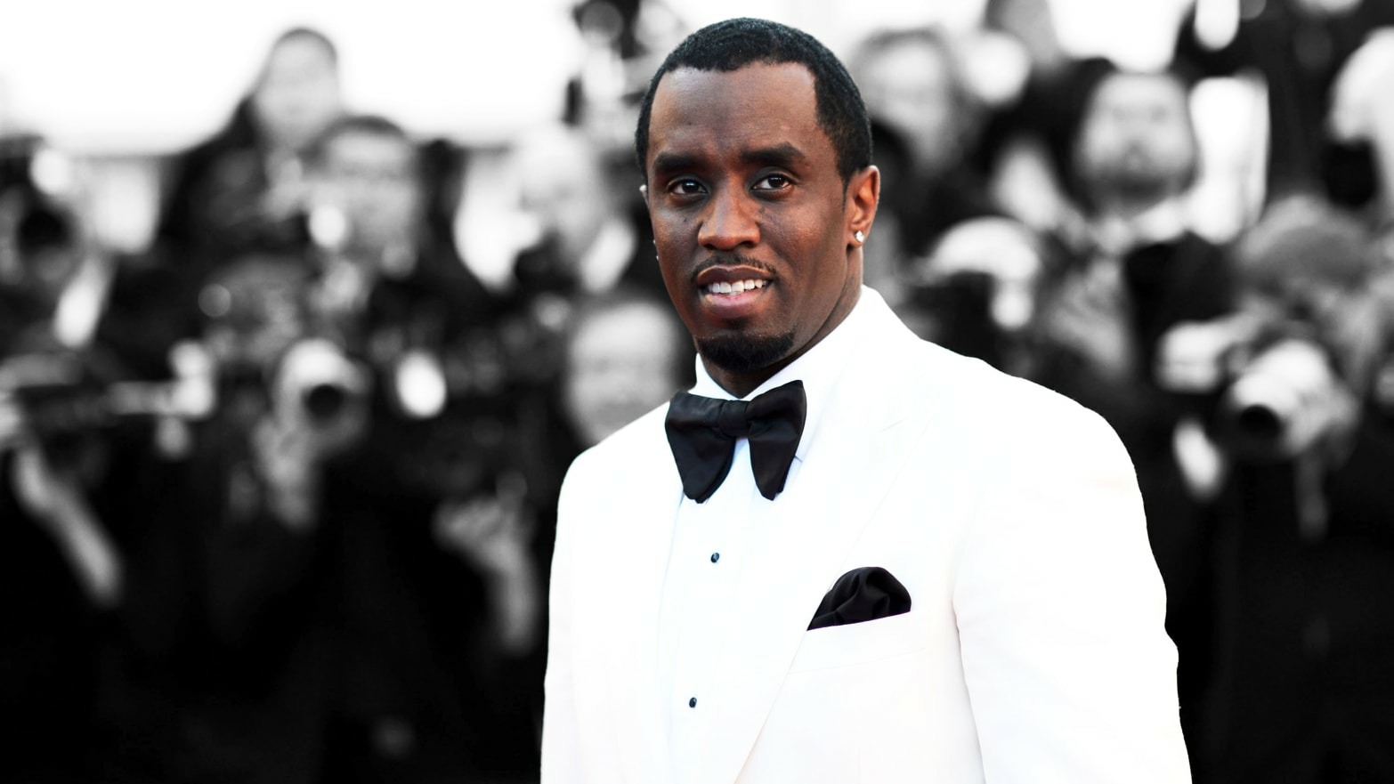 Rapper Diddy: Ngôi sao giải trí kiếm tiền siêu hạng - TOP 3 mẫu cửa chống cháy bệnh viện đạt chuẩn PCCC